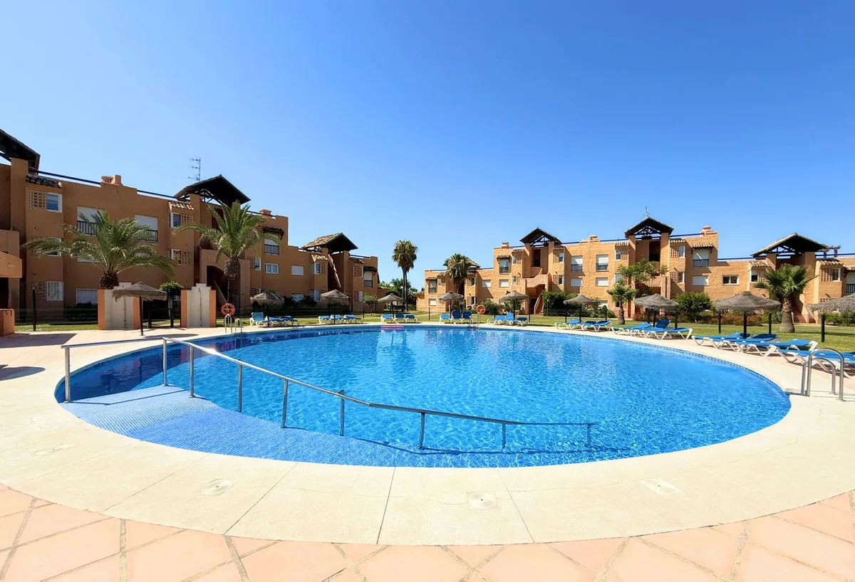 ff4e52cc-313b-49e8-bdc7-43410128be44