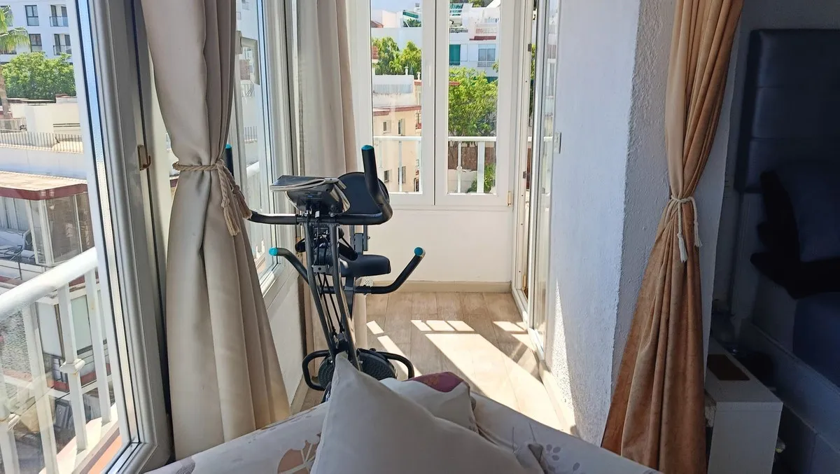 8b8d4536-17fc-45a3-8005-7740ce1bd25f