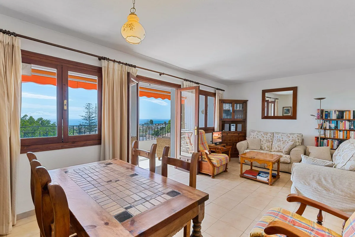 46c3b56c-a4bf-43e9-9ce9-87abc875c407