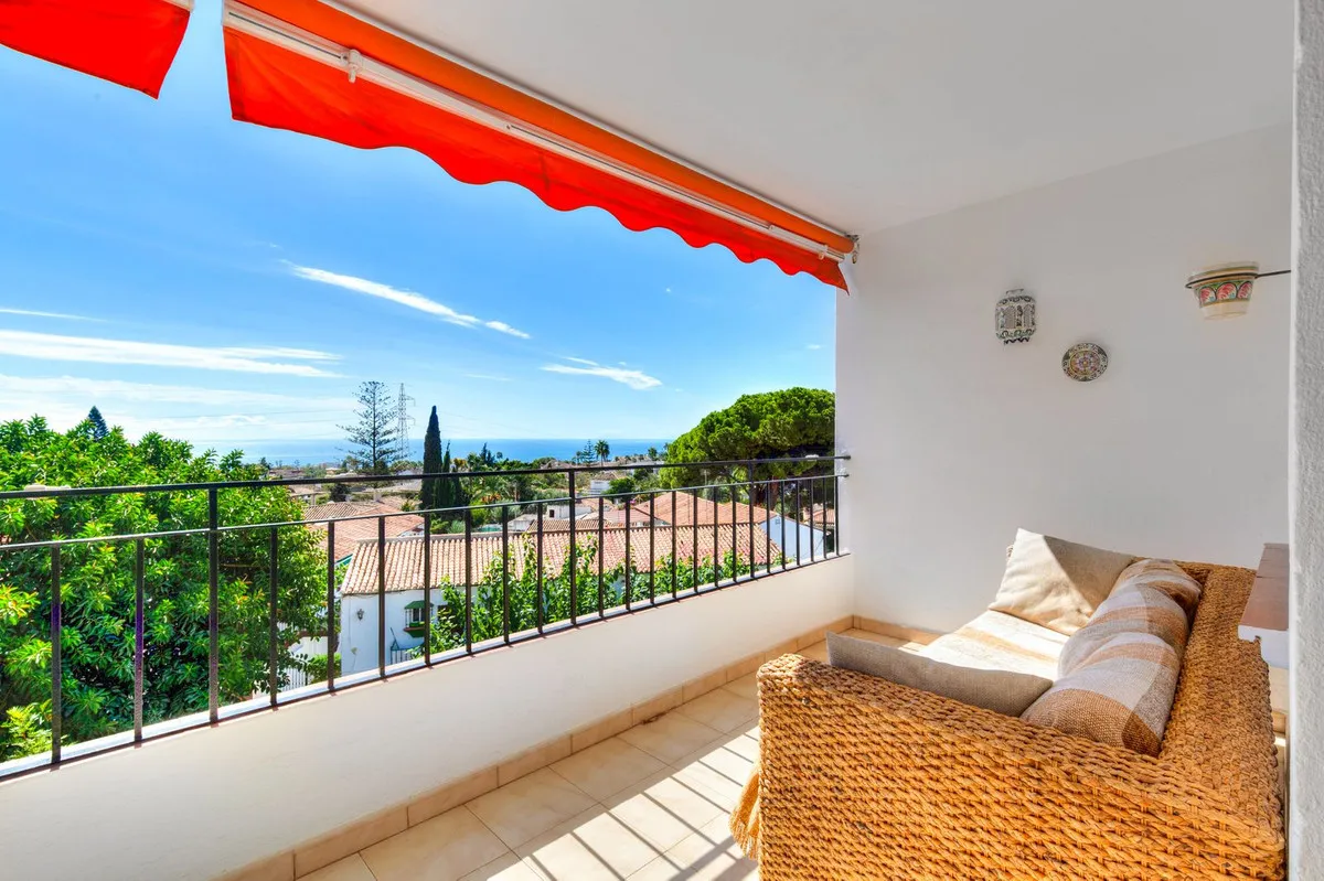 50ad674b-64bd-404c-90ab-36d4d3dd6fa0