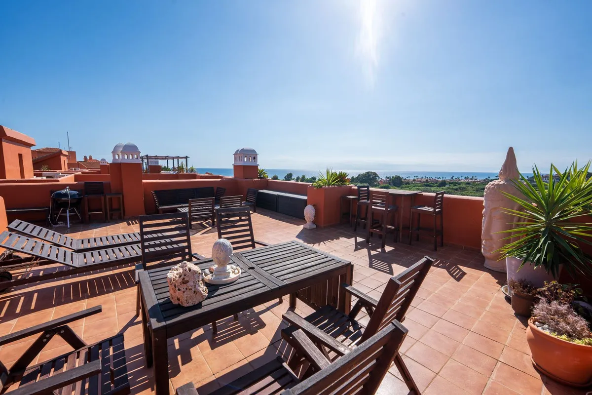 550f67a9-453a-4187-a476-8546415584c1