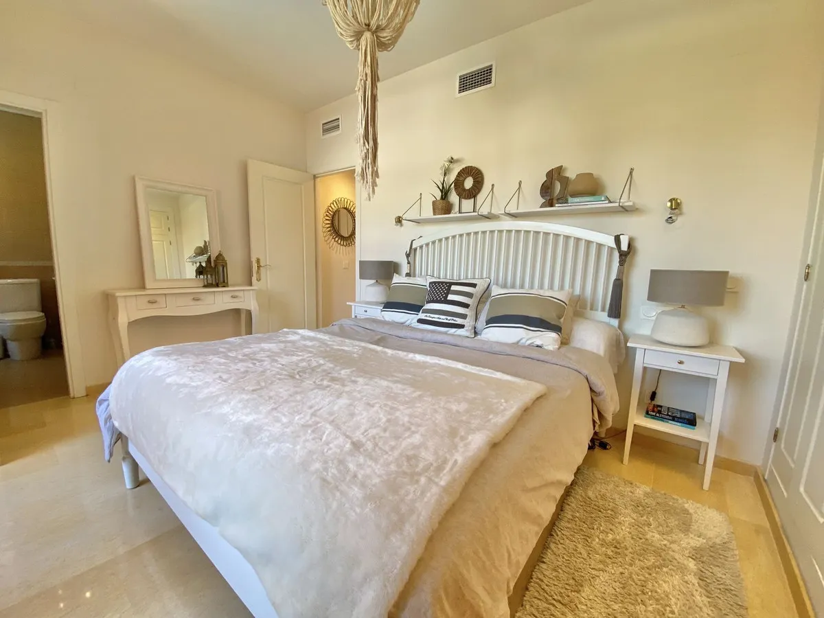 5b6f28fa-f616-428d-9f7f-ce66de651083