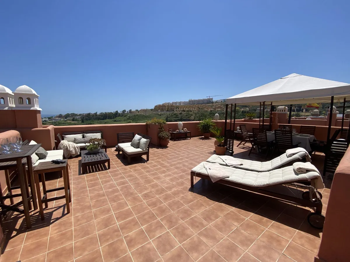 6f9b698e-2c0c-4d6b-9299-2505850609cd