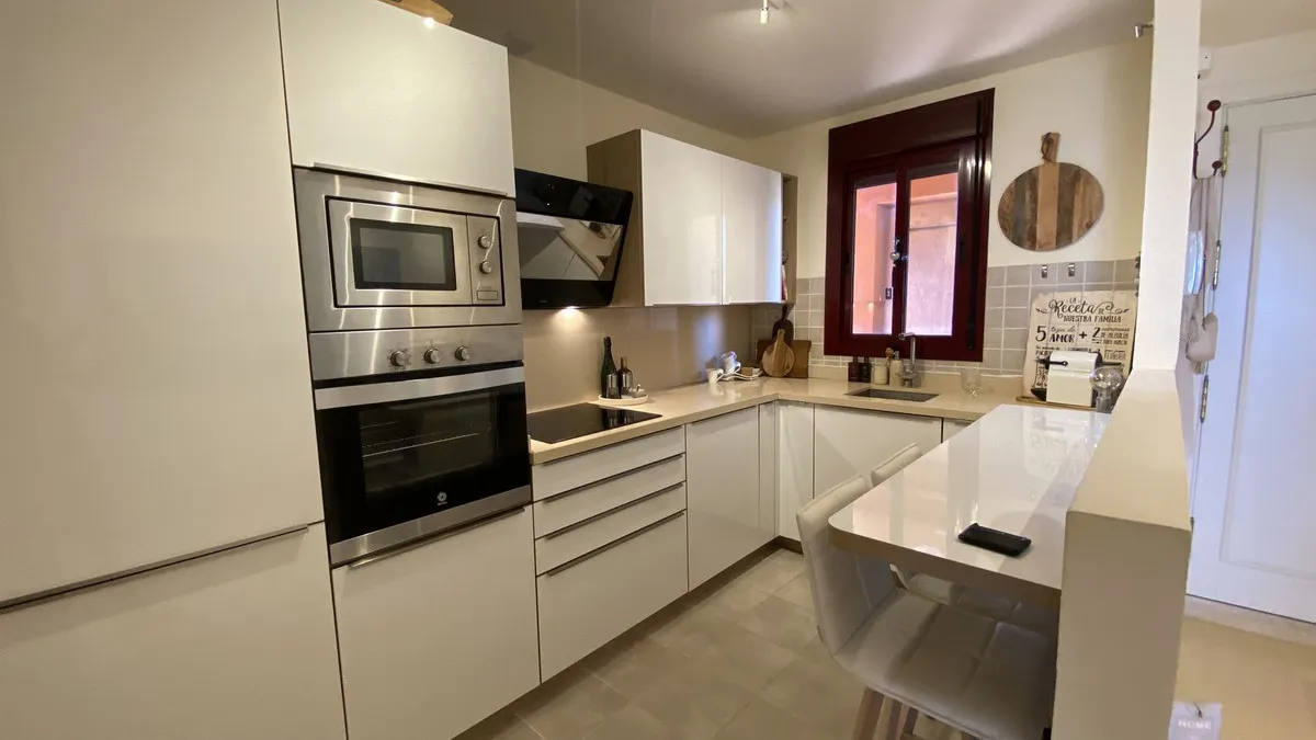 77be0c16-be8f-4768-bd55-b8bf6467f43f