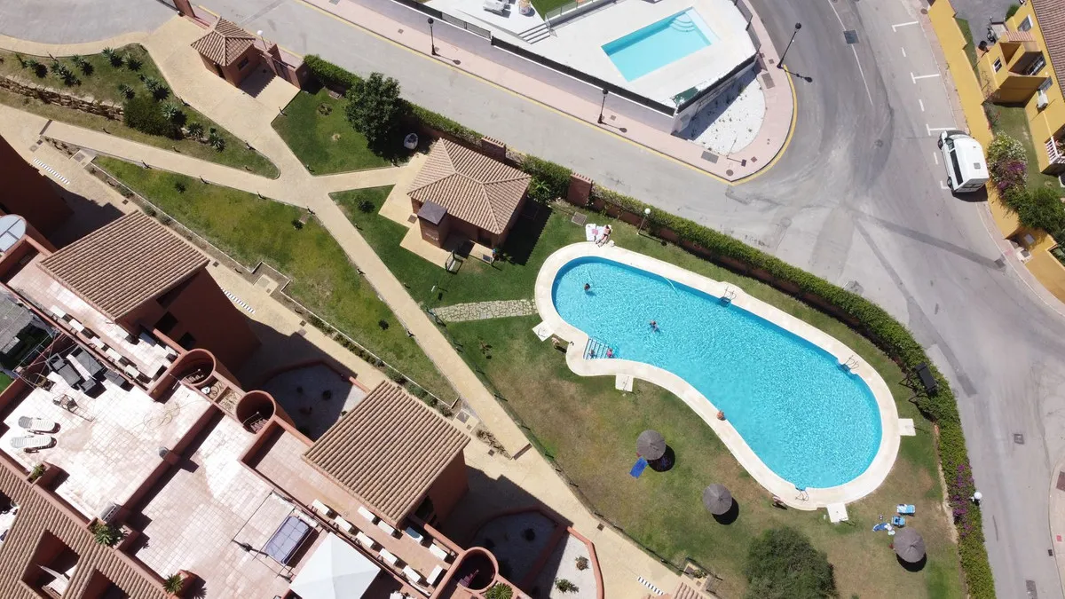 b077a672-dd30-46ab-bbde-a926ac788807