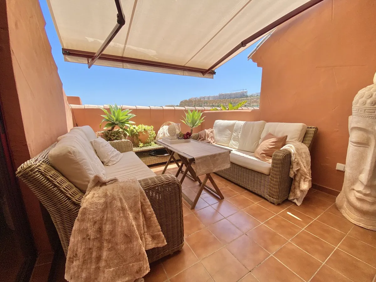 c7f1458c-2884-4f71-b03c-1d950cff2235