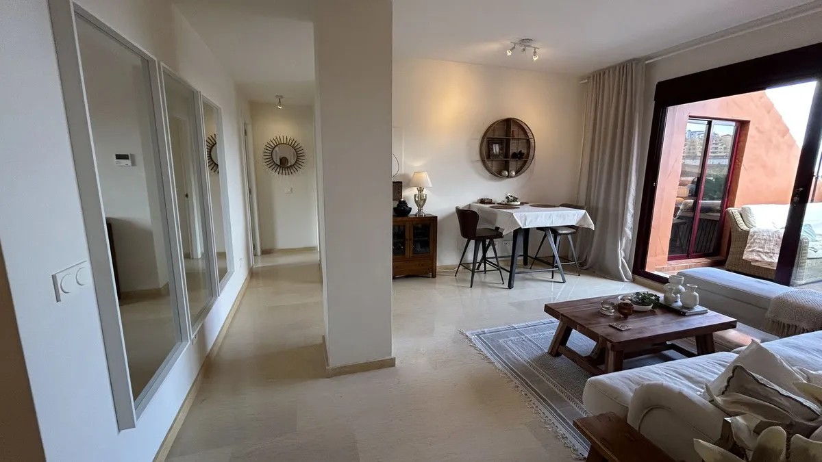 e7386bd5-0d53-47df-b48f-6ec80beab42c