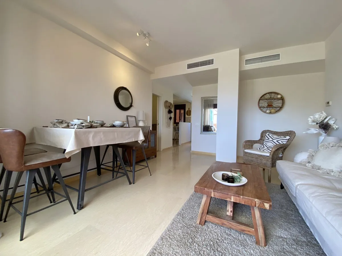 ec072b63-821c-479e-bb92-77d1eba420d0