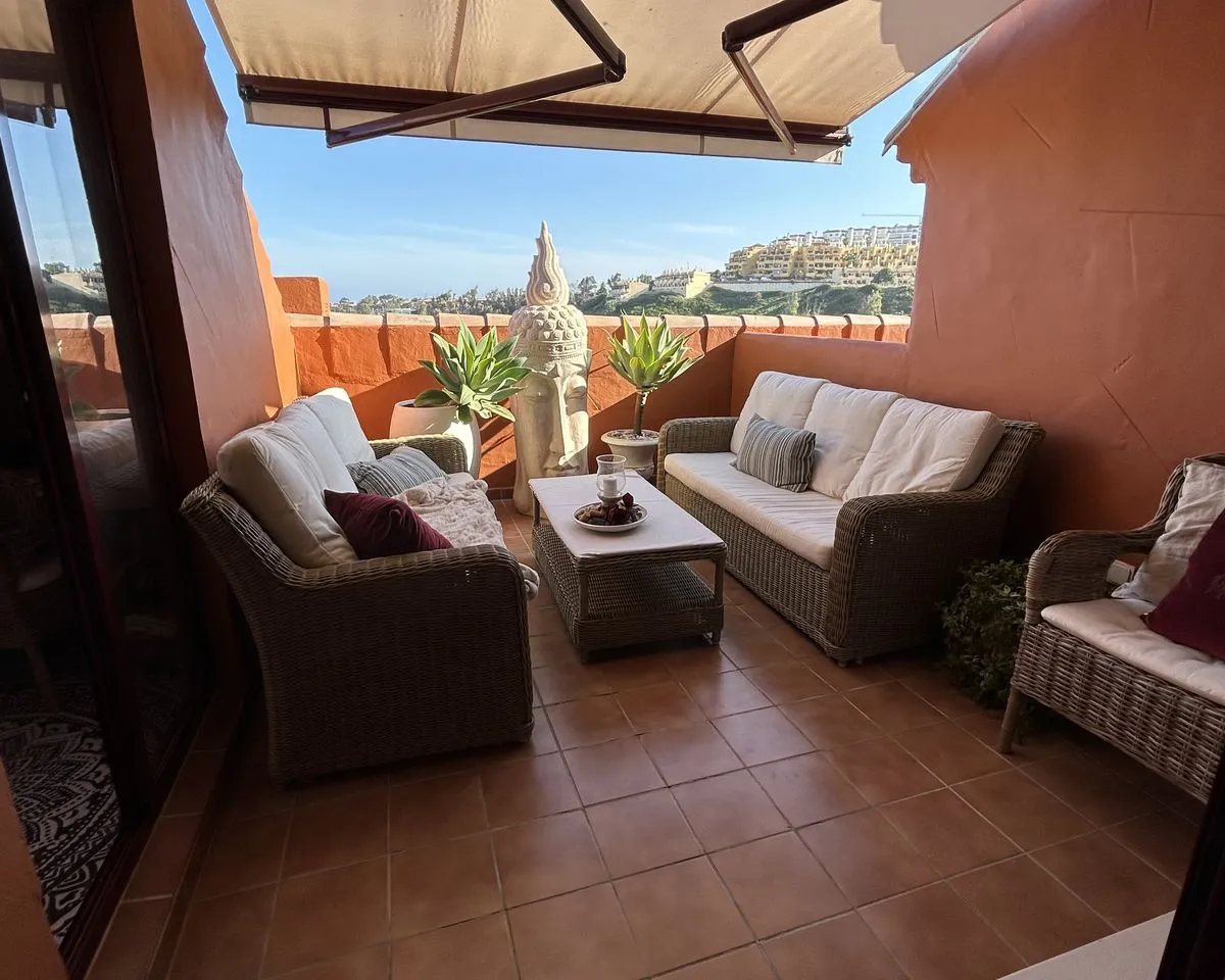 f9bc1439-5b6b-4af9-8625-897044715344