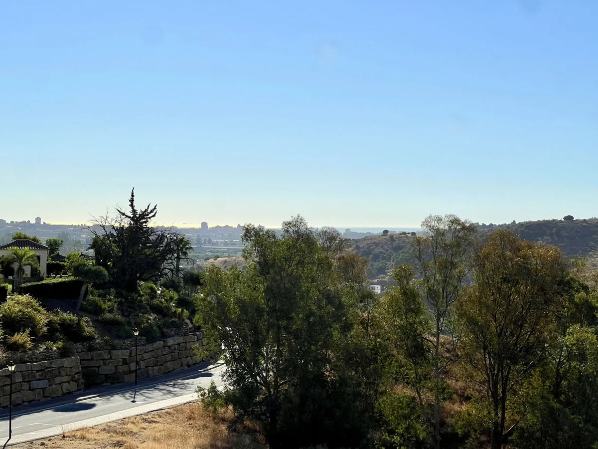 17de504f-8e16-4f66-96b8-1e52331fb7e8