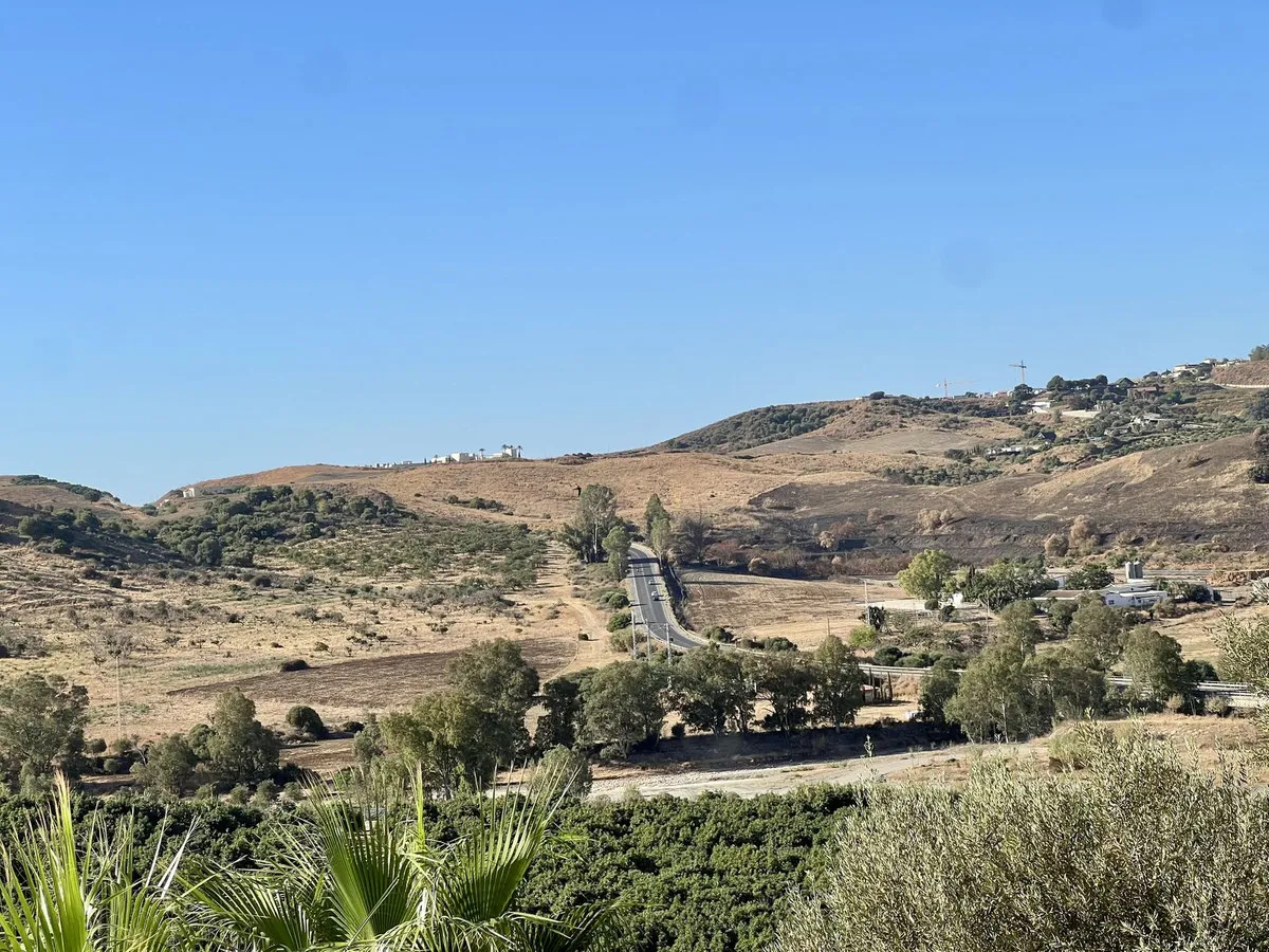 b40c7694-fd25-422c-a2f3-ae7a40f09edf