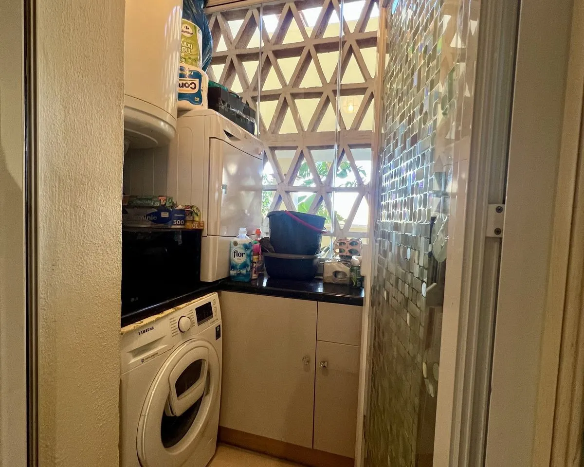 ffb2be6b-8e88-4eae-b888-711b9e85bd5c