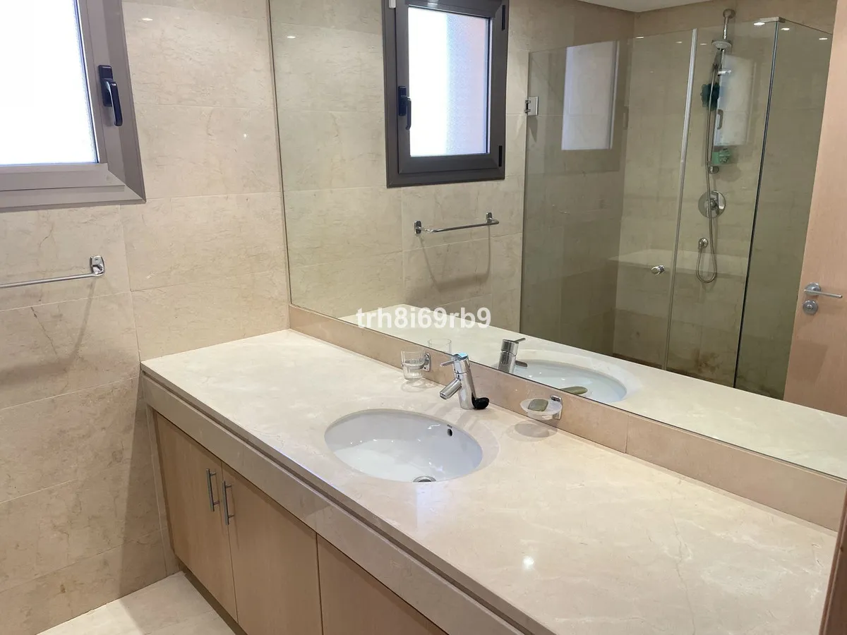 0a42f762-071f-4d51-be08-335126c3a5d8