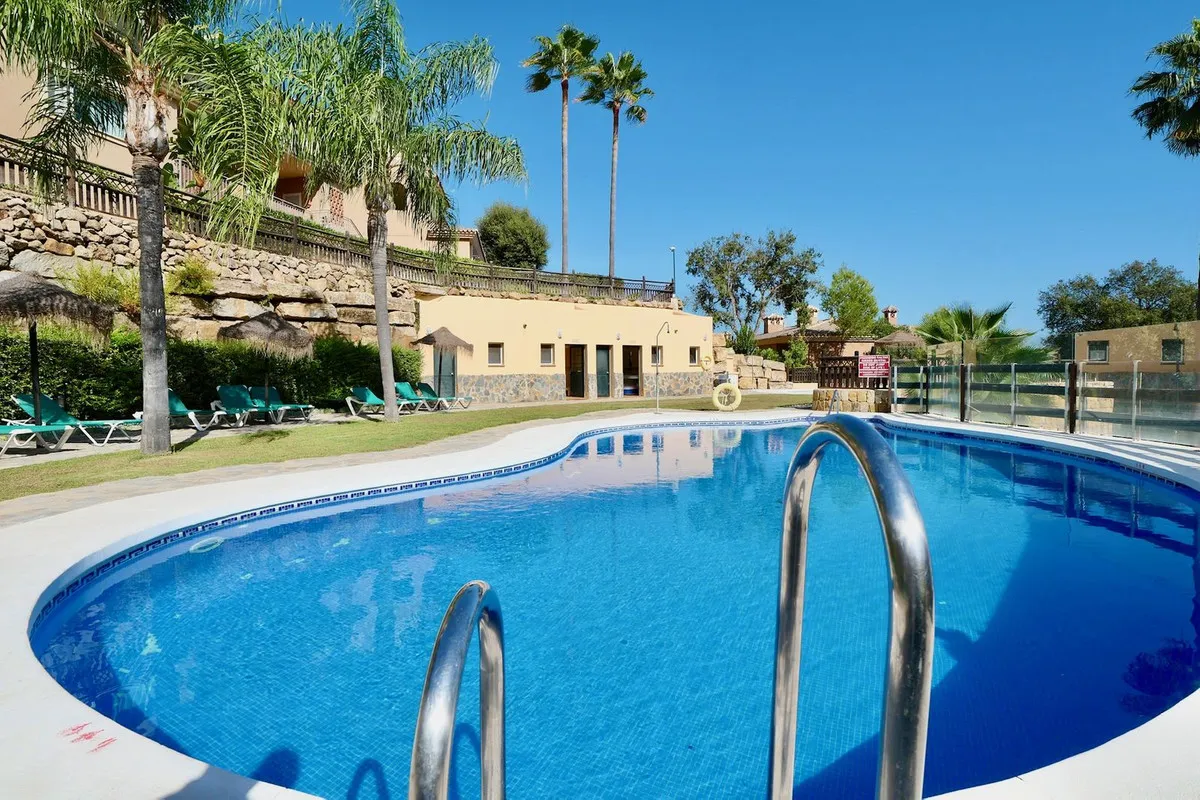 795adc72-783a-45b8-99d8-dc7dcb2d648e