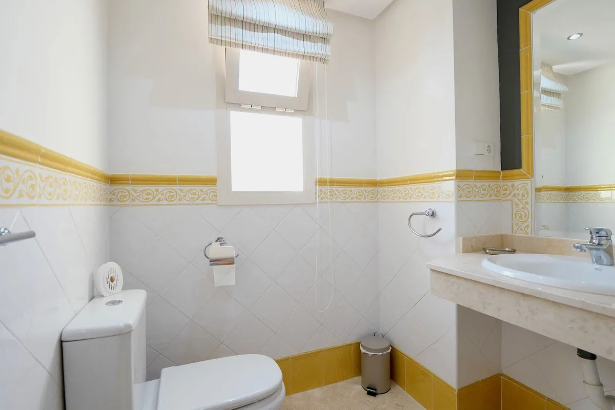 f8aae653-db41-4e68-ac50-7a1de71f8f0f