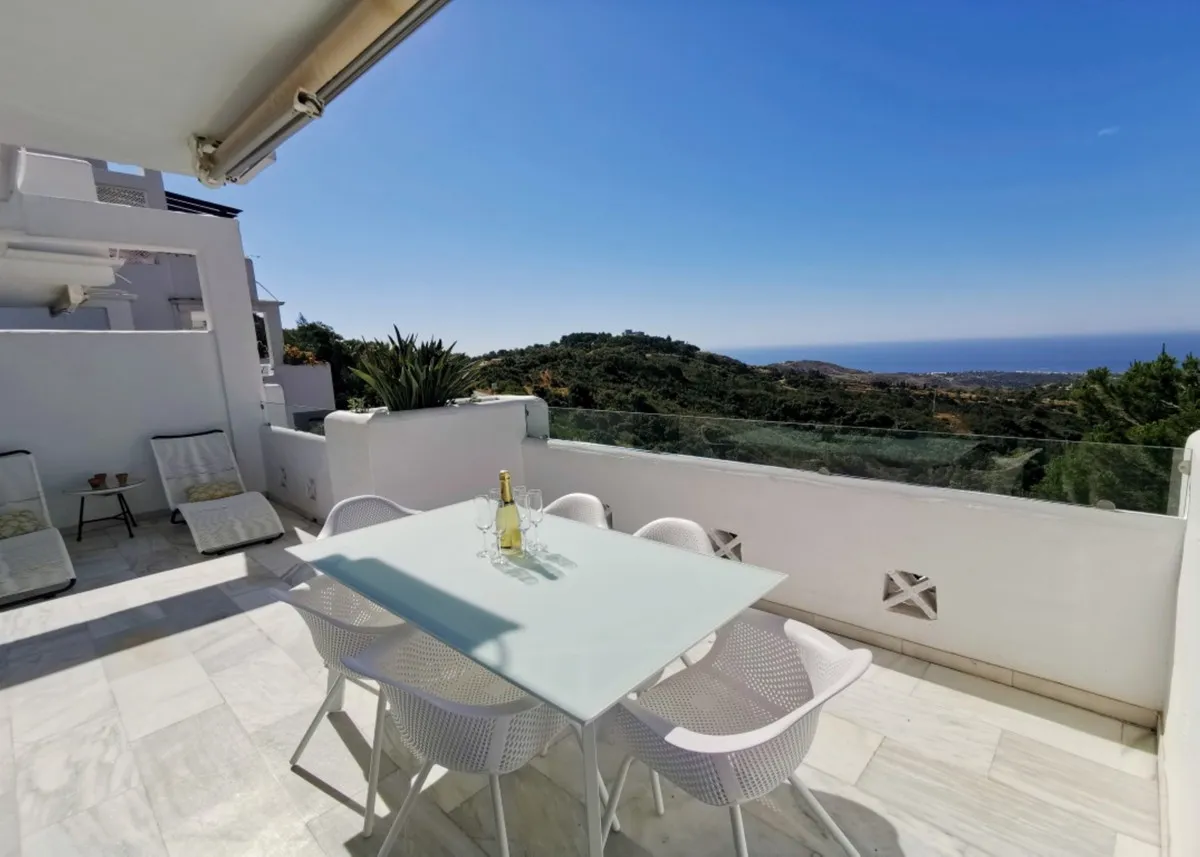 aaef0e7b-69c3-4835-8bae-ab6d128f580e