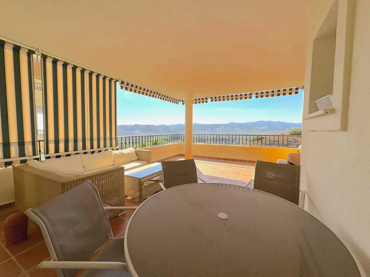 3940d3c7-96c6-4e03-a18a-23468cbe933b