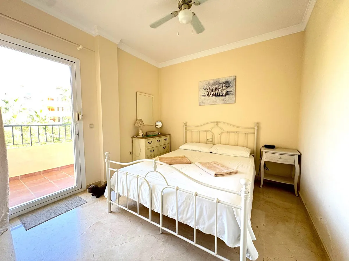 d59d00cd-6b58-4e2d-8104-a4377143927b