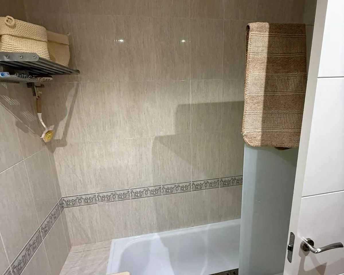 4cfe06d9-f284-4657-9e43-bdca7b5279c0