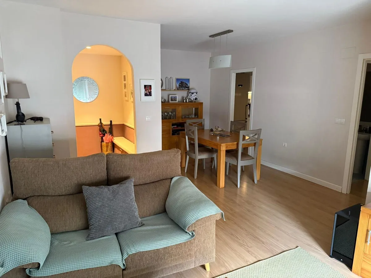 4df71cf5-c0af-4ea6-b1e6-cad0915e1f3d