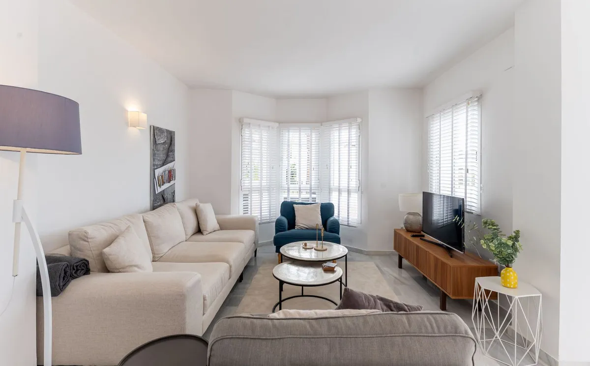 87f57edd-7ba5-4598-880f-5ca6f2e6e2f2