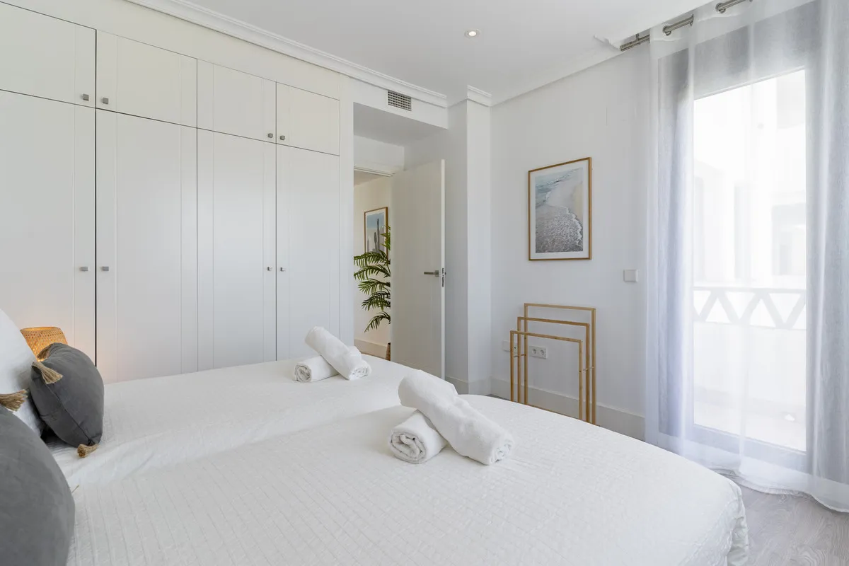 526bc559-7ffb-44da-b7e4-bcf4b9b8970b