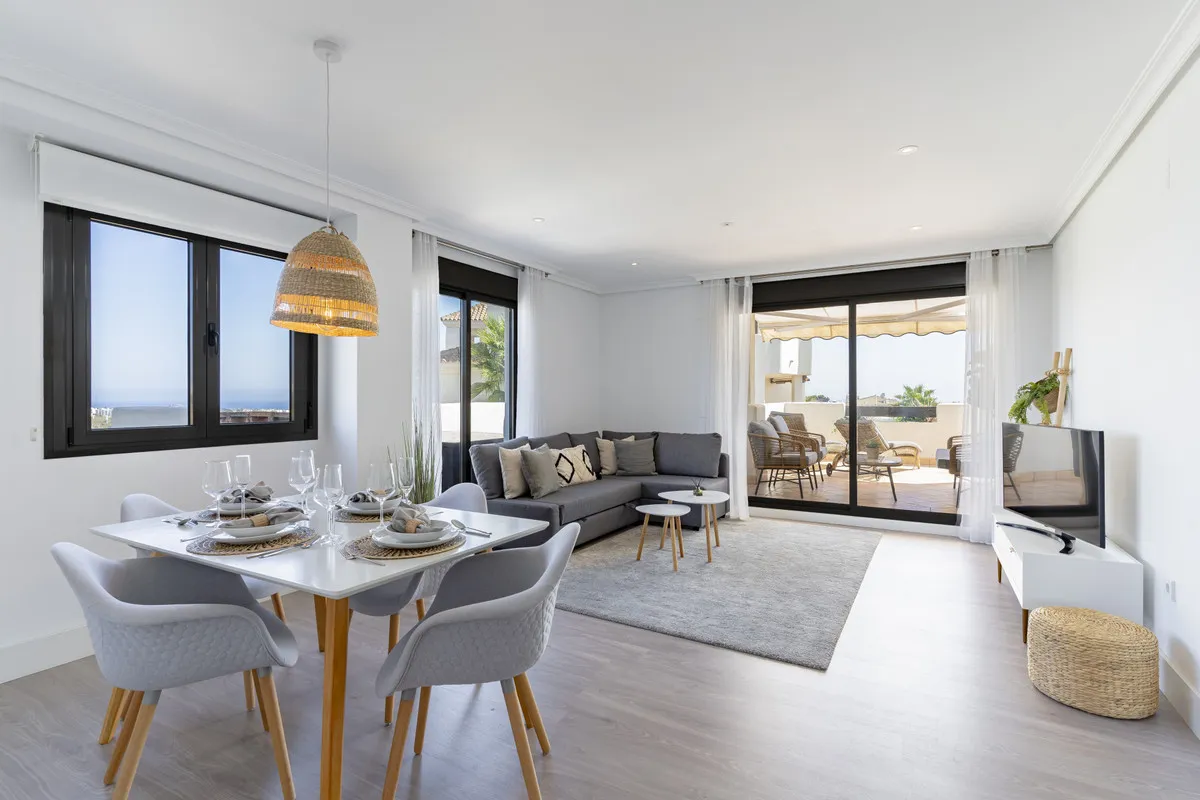 a01b717f-f633-402d-addb-6391951b154b