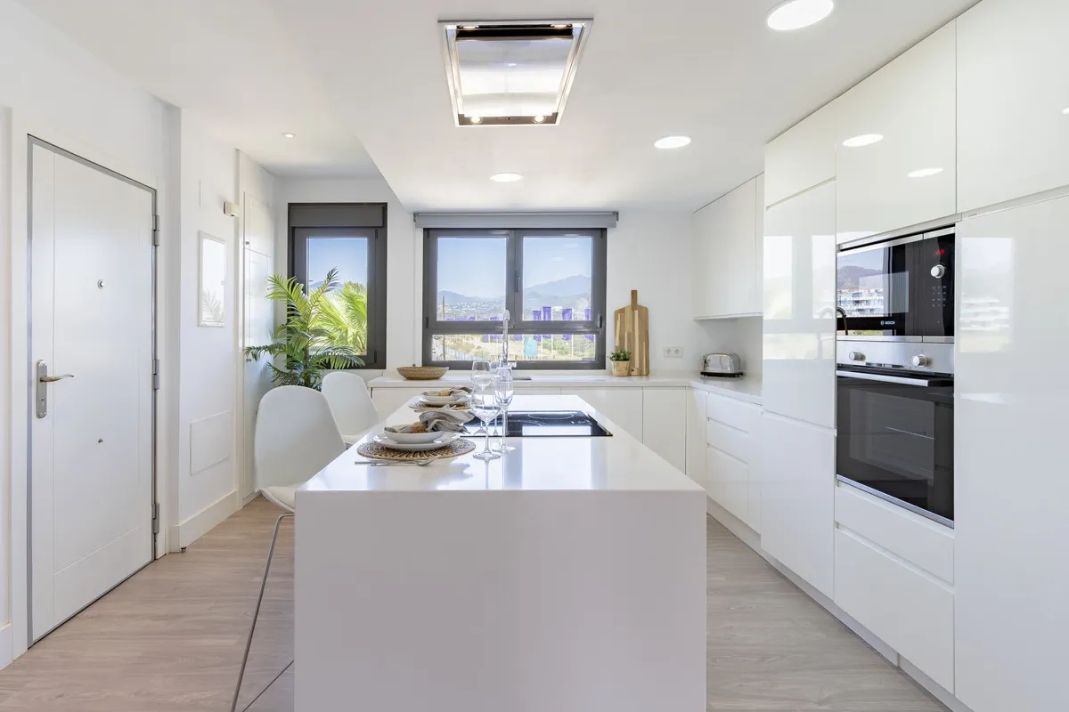 a1140bd1-abd3-40f4-adc4-6f85f0f3d60b