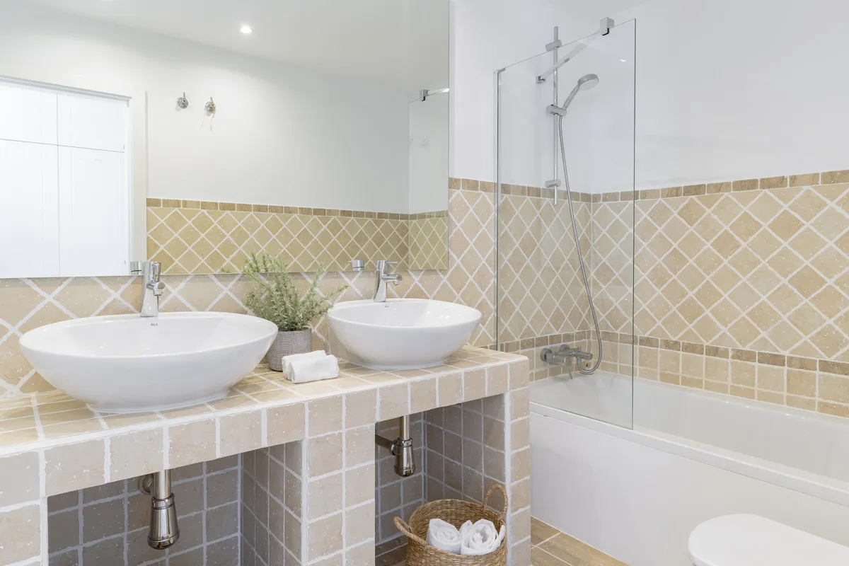 f1dc391f-3346-40d3-a7a6-a0297ffd82f2