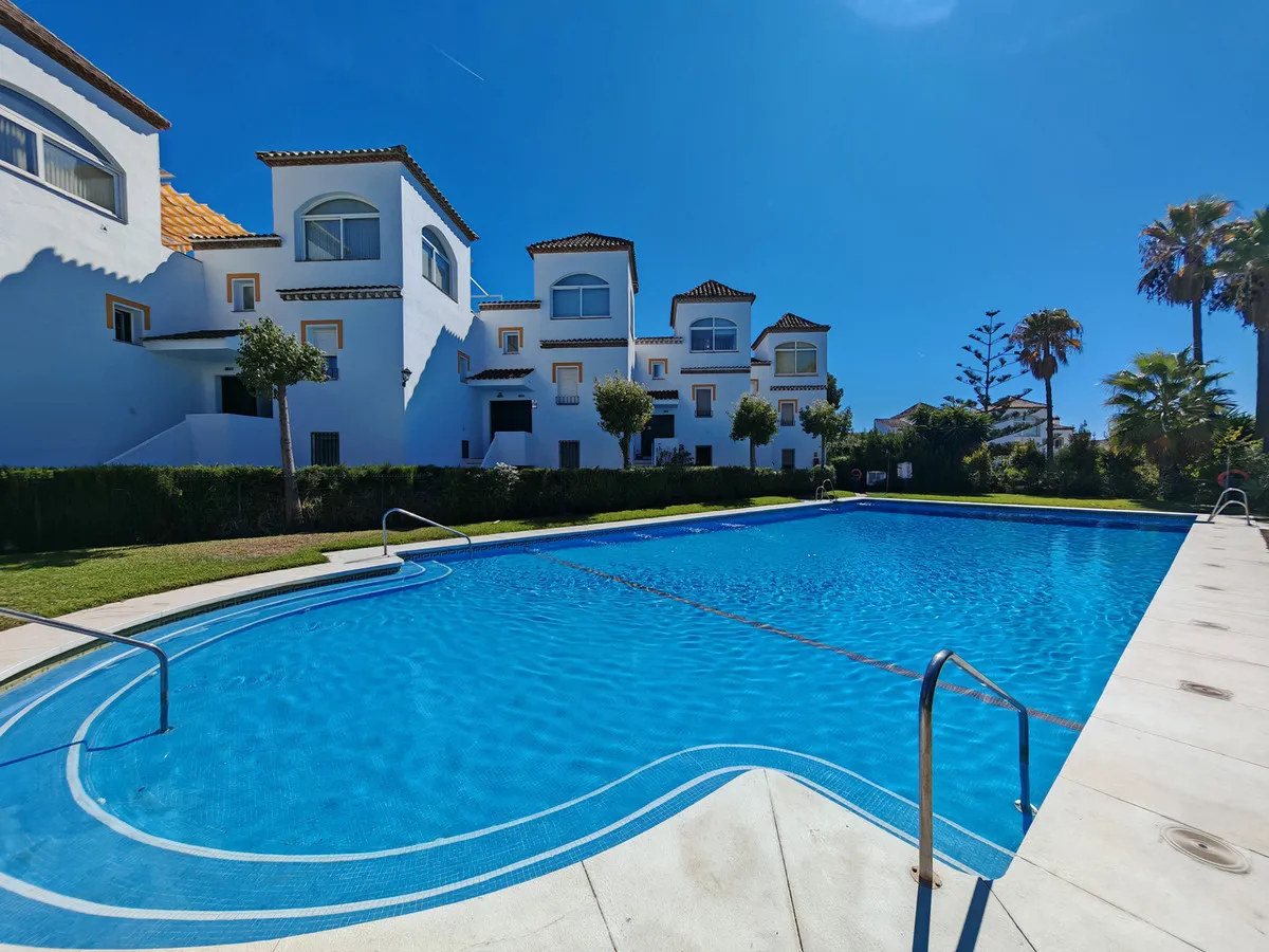 8deb8661-085c-4416-adad-18bbd083e843