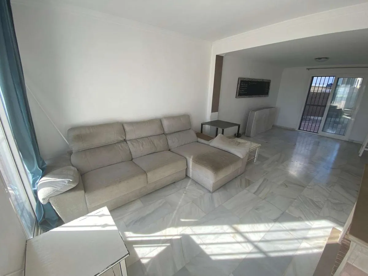 1f9ec46c-f5c8-4939-a46d-fe5d6151a67b