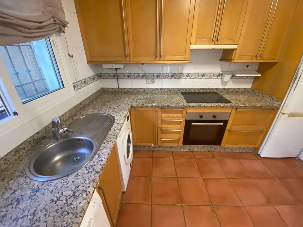 33c9e3c8-ce11-4ebd-b483-3bb1c7ff48ec