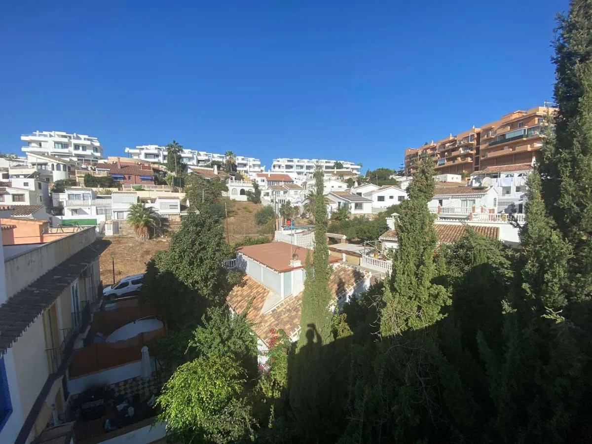 e121635d-2b08-4857-a496-dd8664b4262c