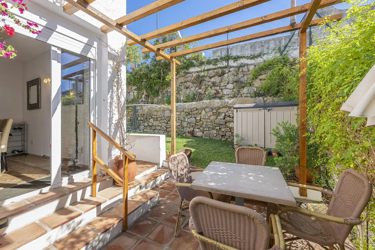 e7f92f99-3cf9-431c-a4f5-049981ab0fbb