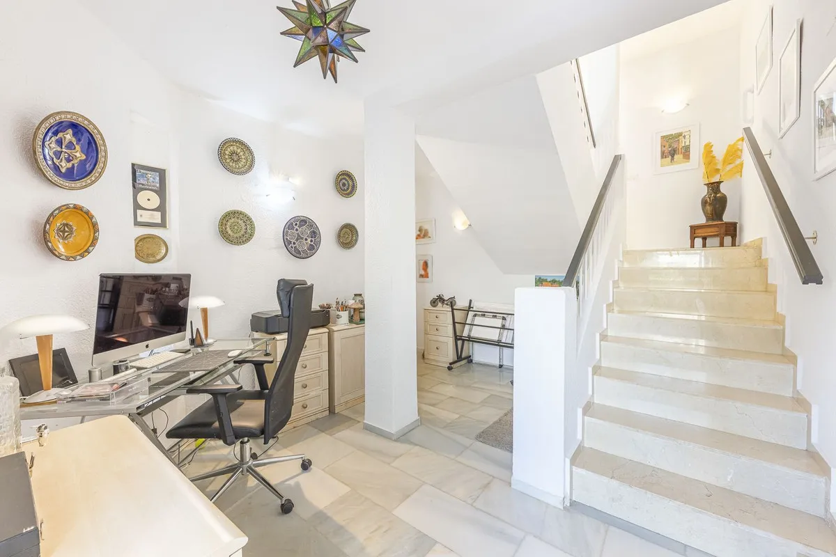 fca7d996-707d-471a-b7d4-23deac047699