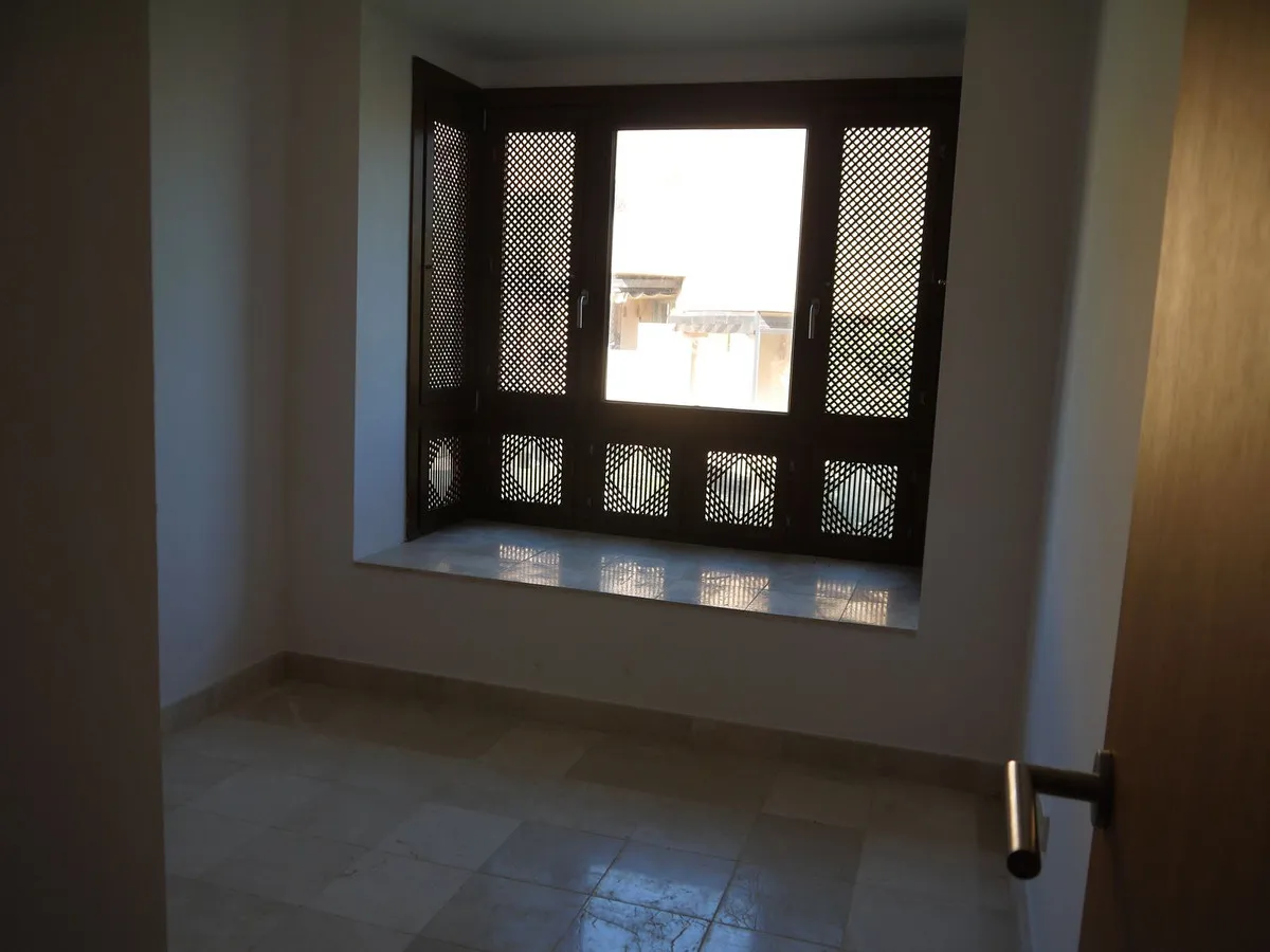 6c3d2ec6-15ad-495b-bd12-1a4a99ceb30e