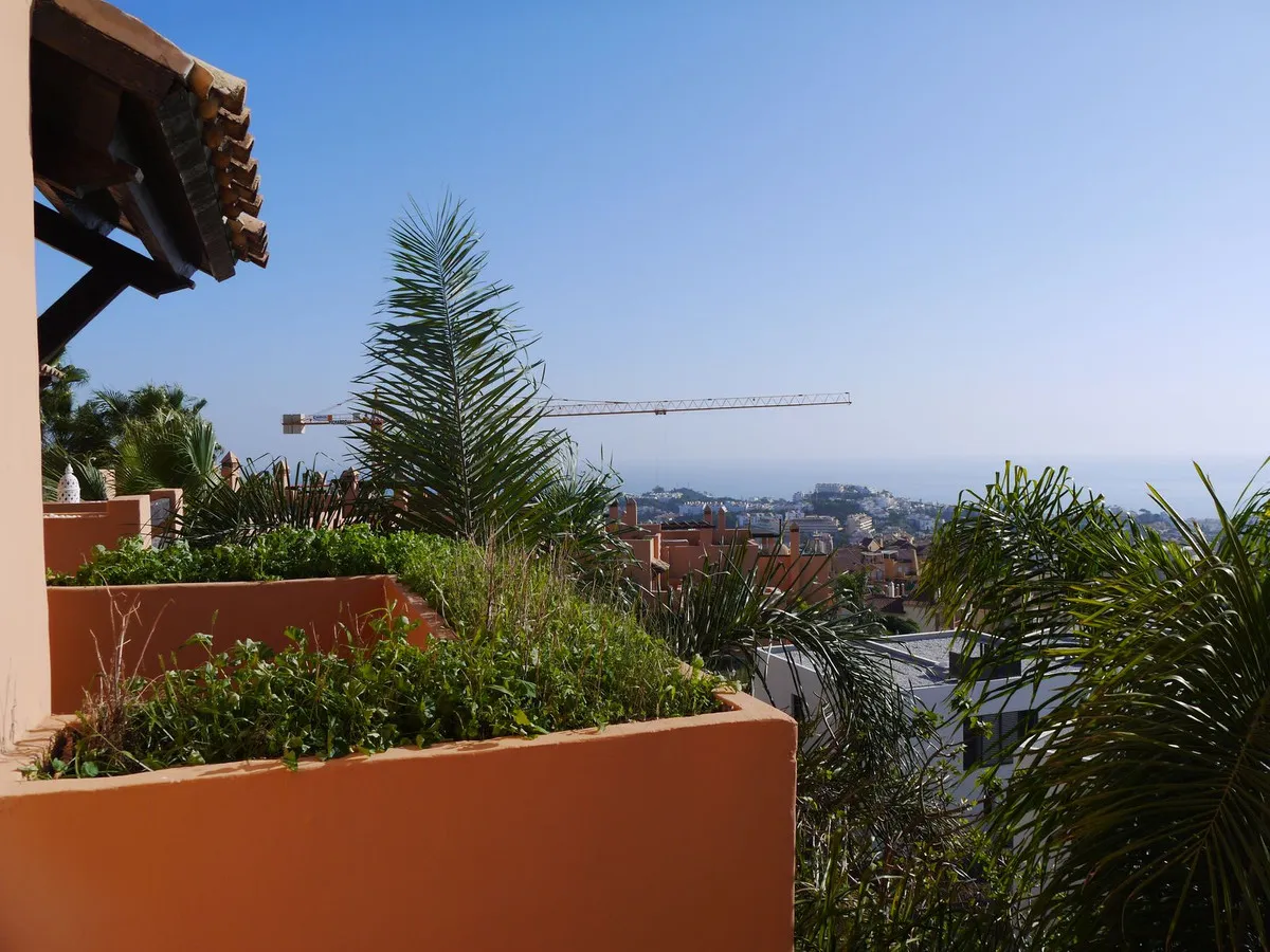 eeb05ace-b938-4d47-813a-add64c37404c