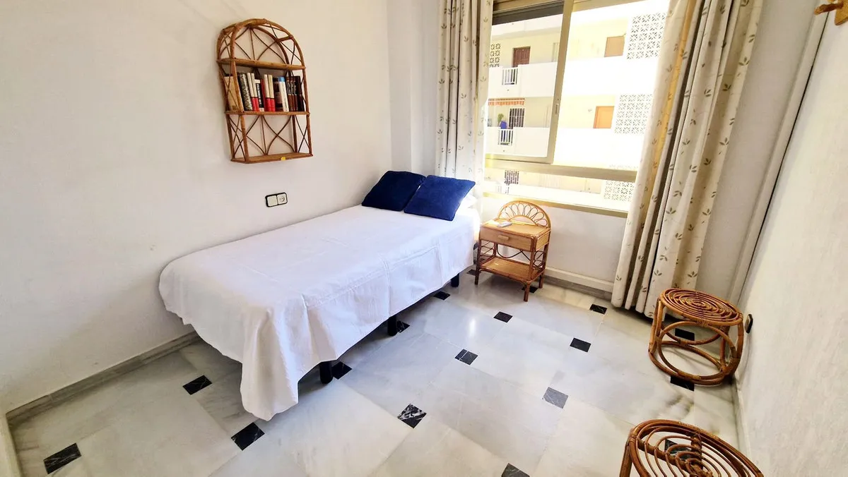 1a53d793-c699-4401-8807-d733acda64d4