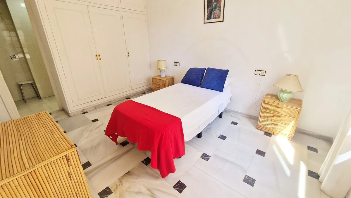 c5fb8383-5b67-4482-b712-874b1760c4d2