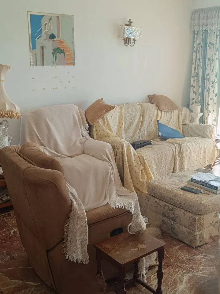 e3104968-d2ce-452e-9306-6d7d817fae5e