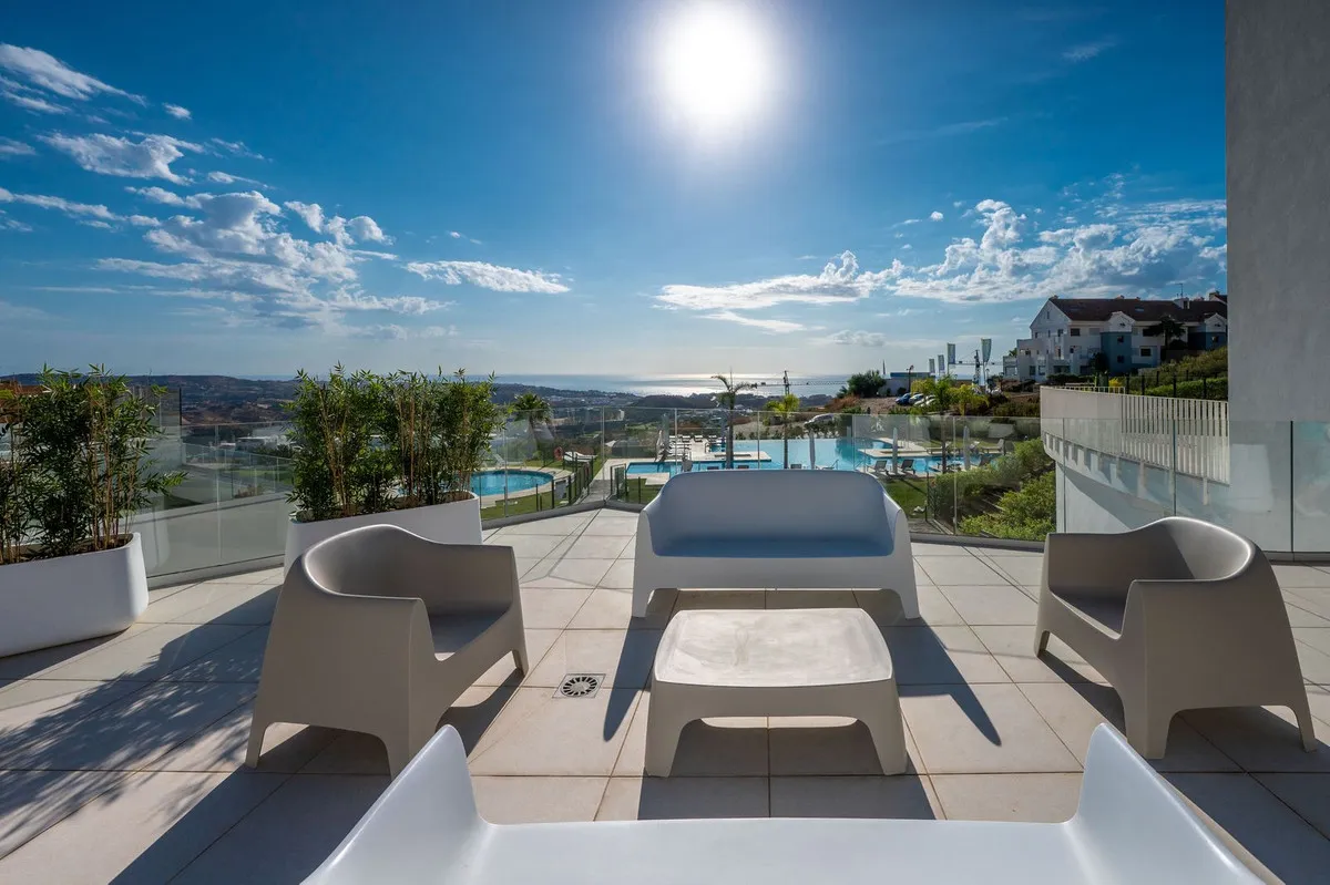 74bd26bf-06dd-44ff-a3a7-198d428b278b