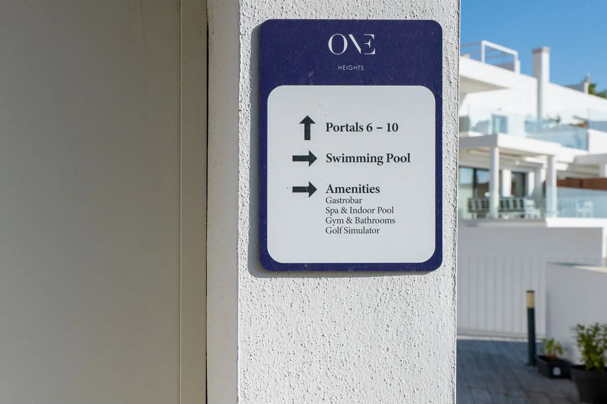 a6c4c5e6-806f-4160-bdfd-f888e551efab