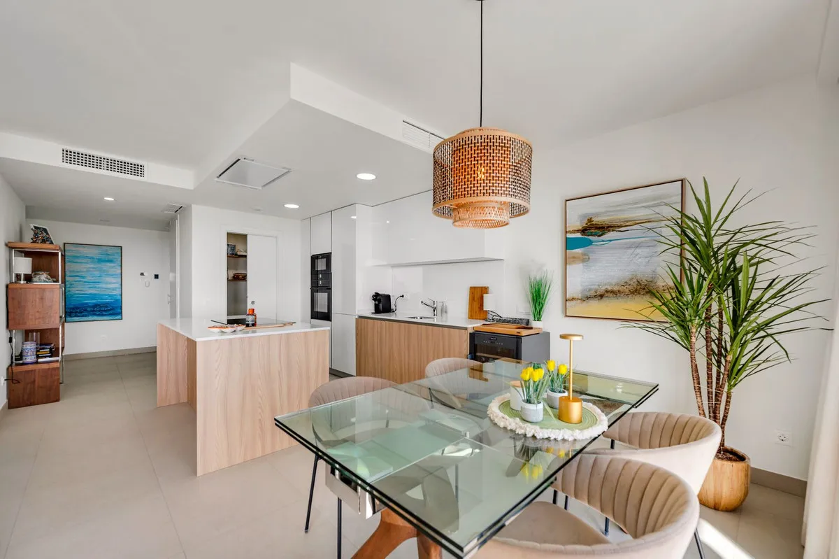 ace5e00f-2a3b-4b61-b2e1-6c5717956088