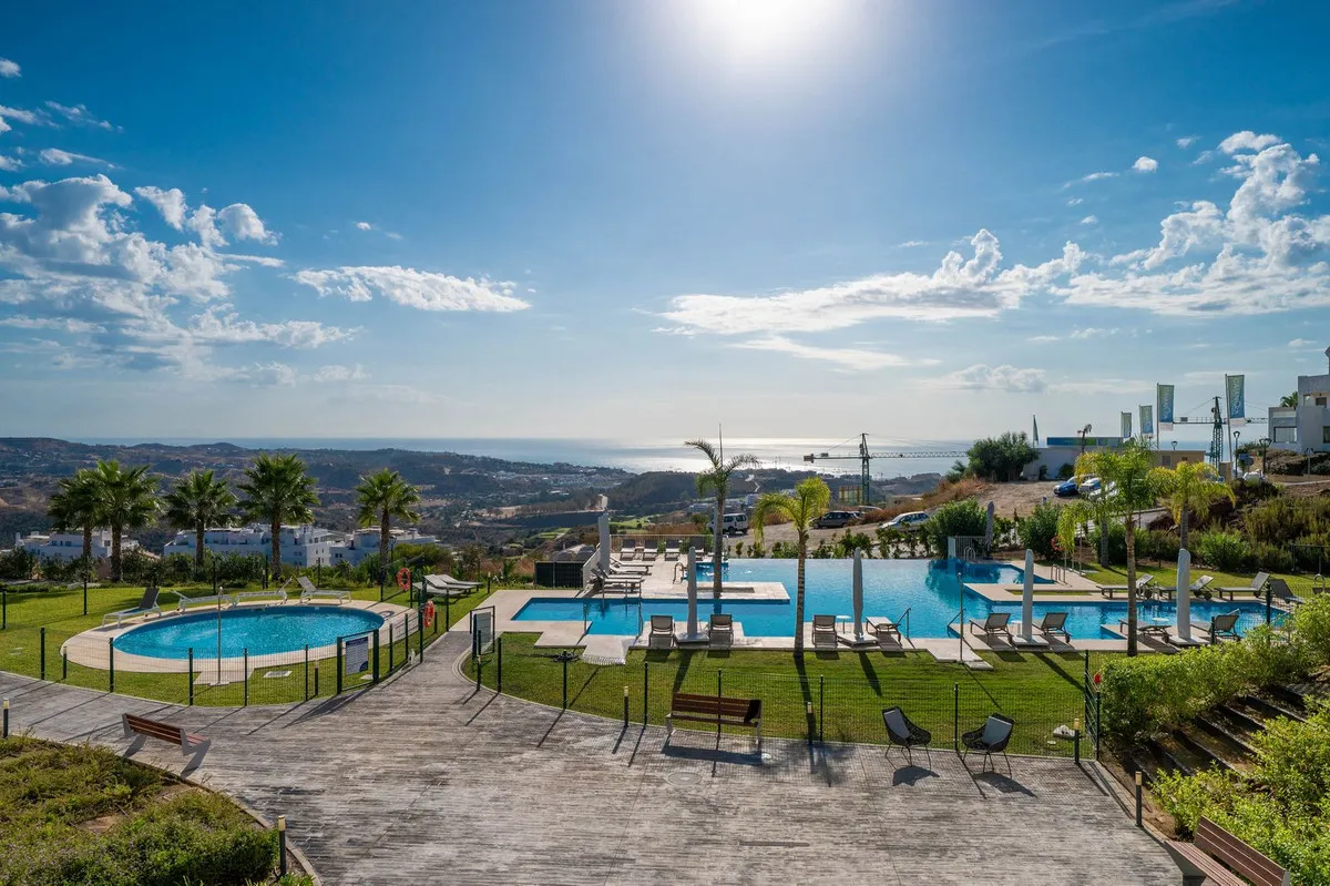 f624c56c-d7c7-4863-bd9c-853bb4533eb8