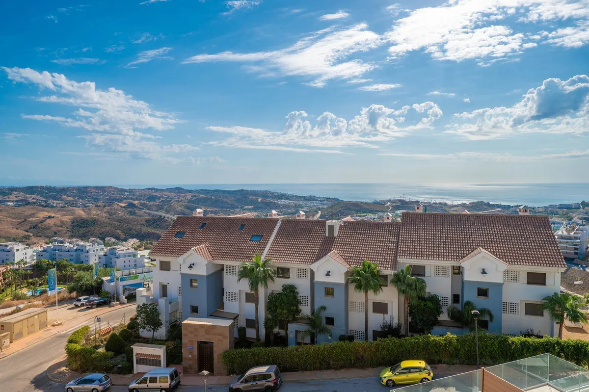 f65bdd26-5c66-4a21-a277-517125e40bff