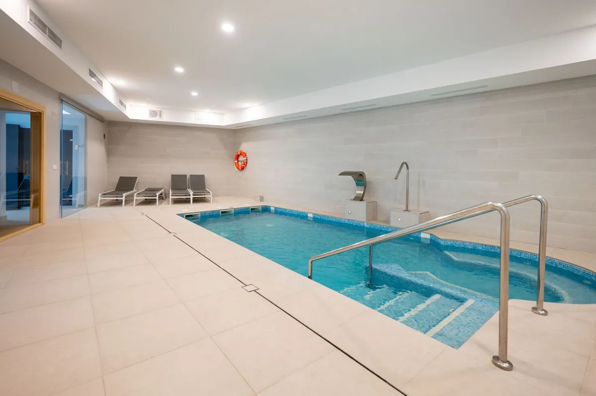 f87e0eea-6b16-4666-928e-134529a3cb7f