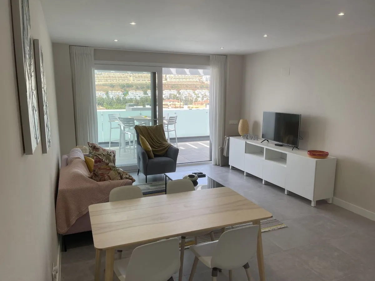 76bec868-f81e-4dd2-8123-1e0a80abaec0