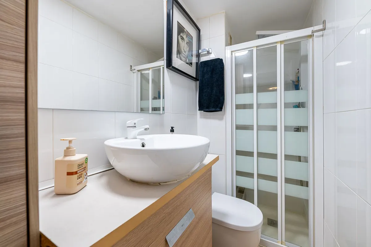 883ee6ab-6f4d-4725-9978-4e59f973c123