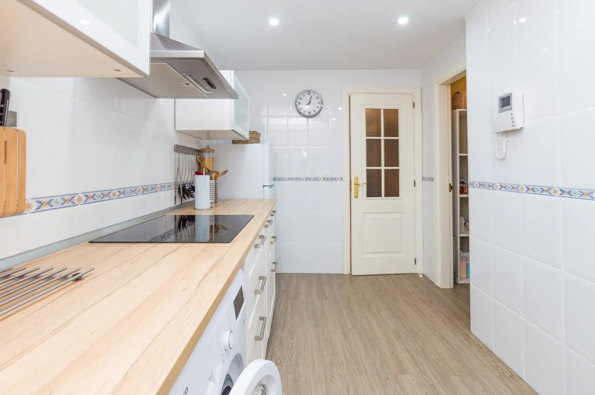 a53bce17-e4c6-4599-8b5b-16e768594ddc