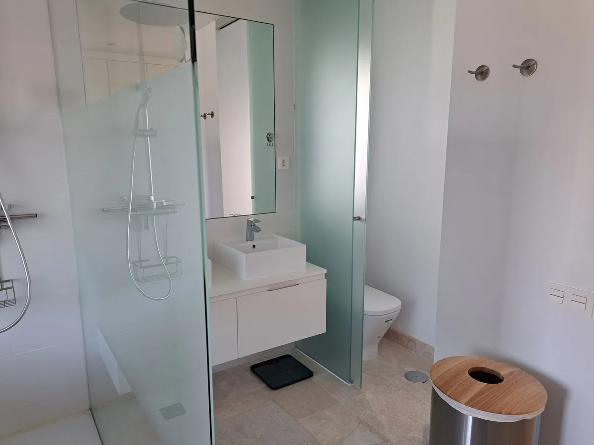 0807d2ce-f969-400d-9235-cbb9b4cd54f1